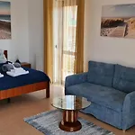 بيت ضيافة Kapitanska