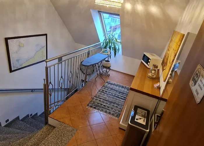 Kapitanska בית הארחה